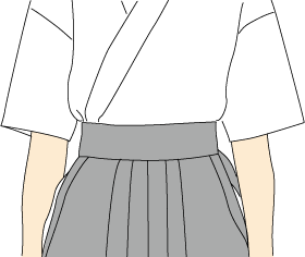 女